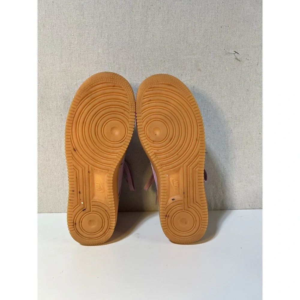 Nike Air Force 1‎ Low Womens Size 7 Pink Canvas Gum Sole Streetwear Barbiecore